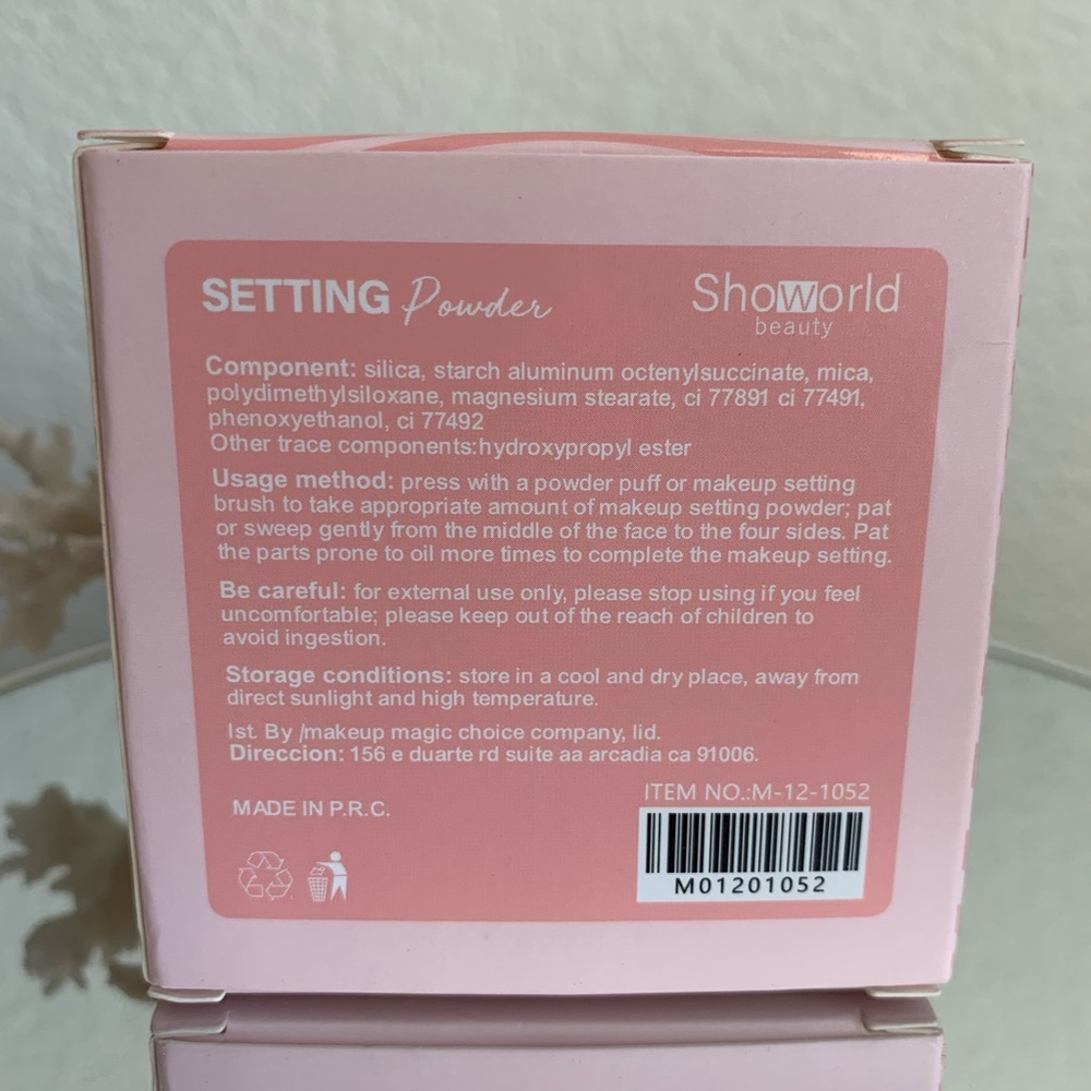 SHOWORLD BEAUTY Cosmetic Setting Powder Light and Smooth 10g/0.35 oz.New in Box - Picture 3 of 9